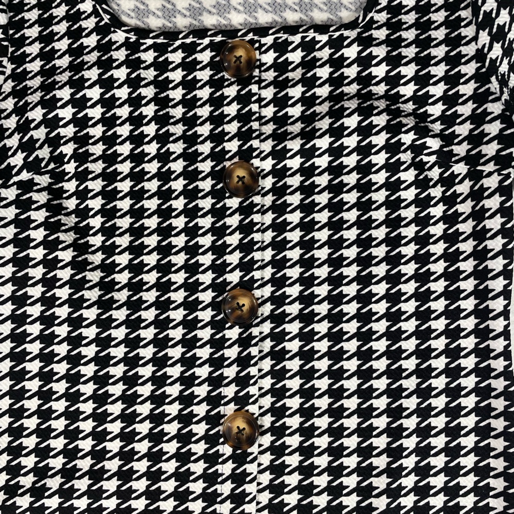 Chic Houndstooth Button-Down Skirt - Timeless Sty… - image 2